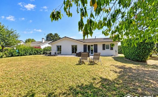 Casa en Nord Ouest, Lesigny, Francia 1