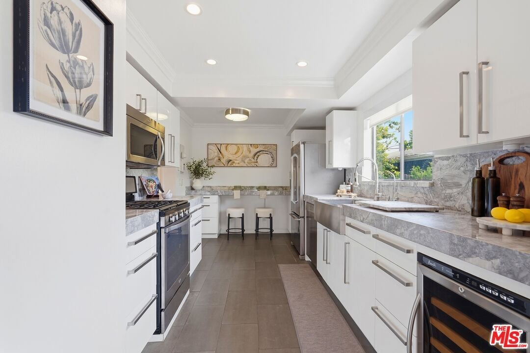 Condo in Los Angeles, California, United States 3 - 18904828
