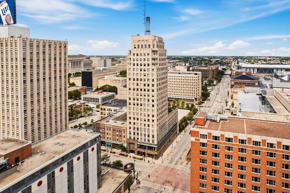 Condo in Milwaukee, Wisconsin, United States 1 - 18905022