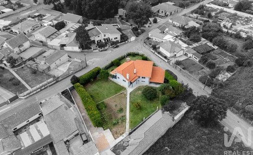 Maison de ville à Mafamude et Vilar do Paraiso, District de Porto, Portugal 1