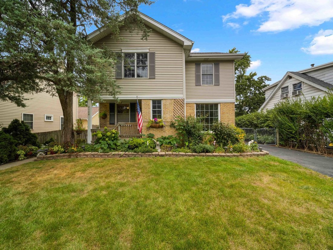 House in Glenview, Illinois, United States 1 - 18904641