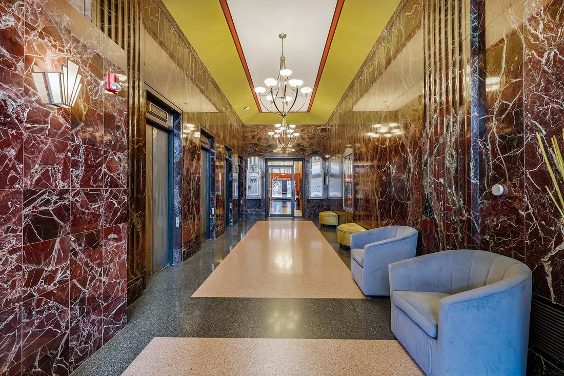 Condo in Milwaukee, Wisconsin, United States 2 - 18905022