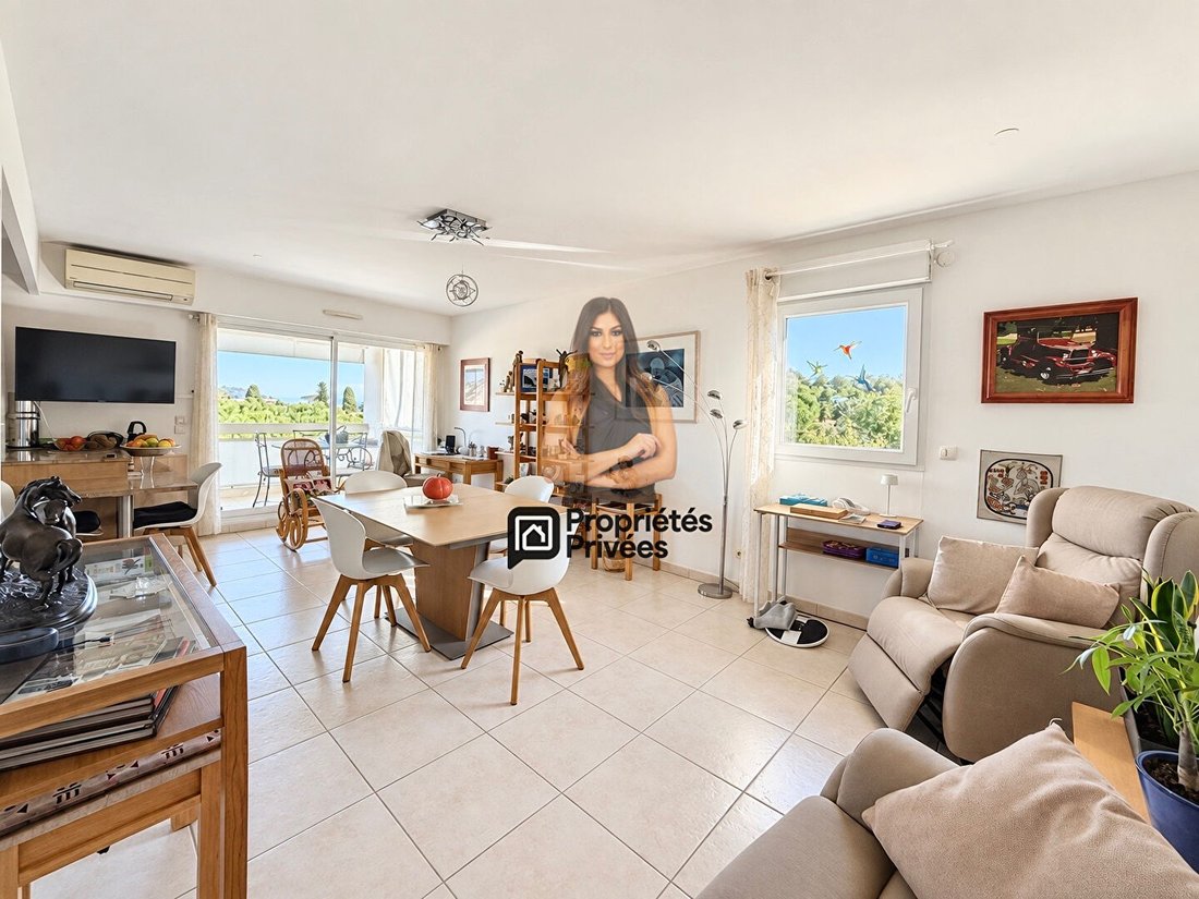 Apartment in Croix des Gardes, Cannes, France 3 - 18904819