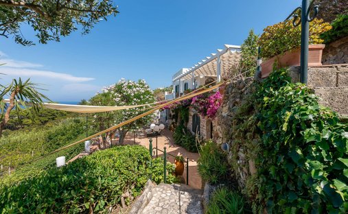 Haus in Insel Ponza, Latium, Italien 1