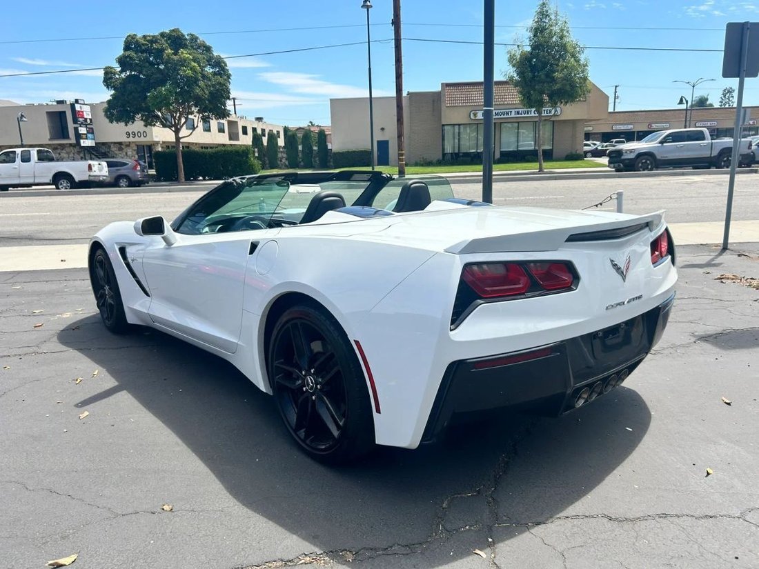 Cabriolet in Whittier, CA, United States 3 - 16765152