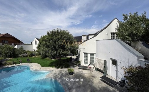 Villa in Zeiselmauer-Wolfpassing, Lower Austria, Austria 1