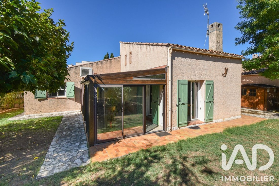Casa a Saint-Zacharie, Provenza-Alpi-Costa Azzurra, Francia 2 - 18907560