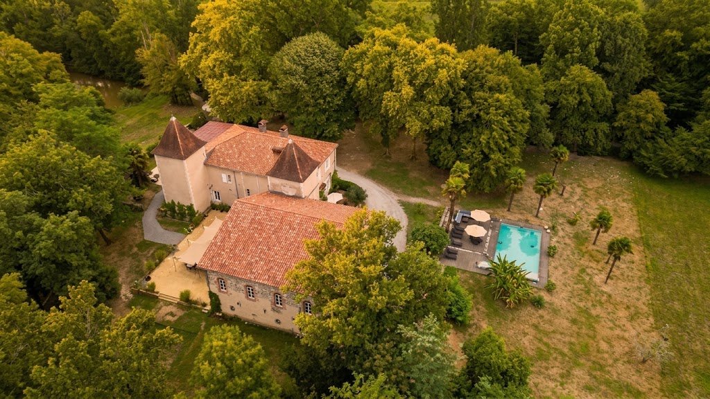Chateau in Pouillon, Nouvelle-Aquitaine, France 2 - 18688502