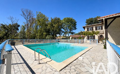 House in La Plaine, Saint-Loubes, France 1