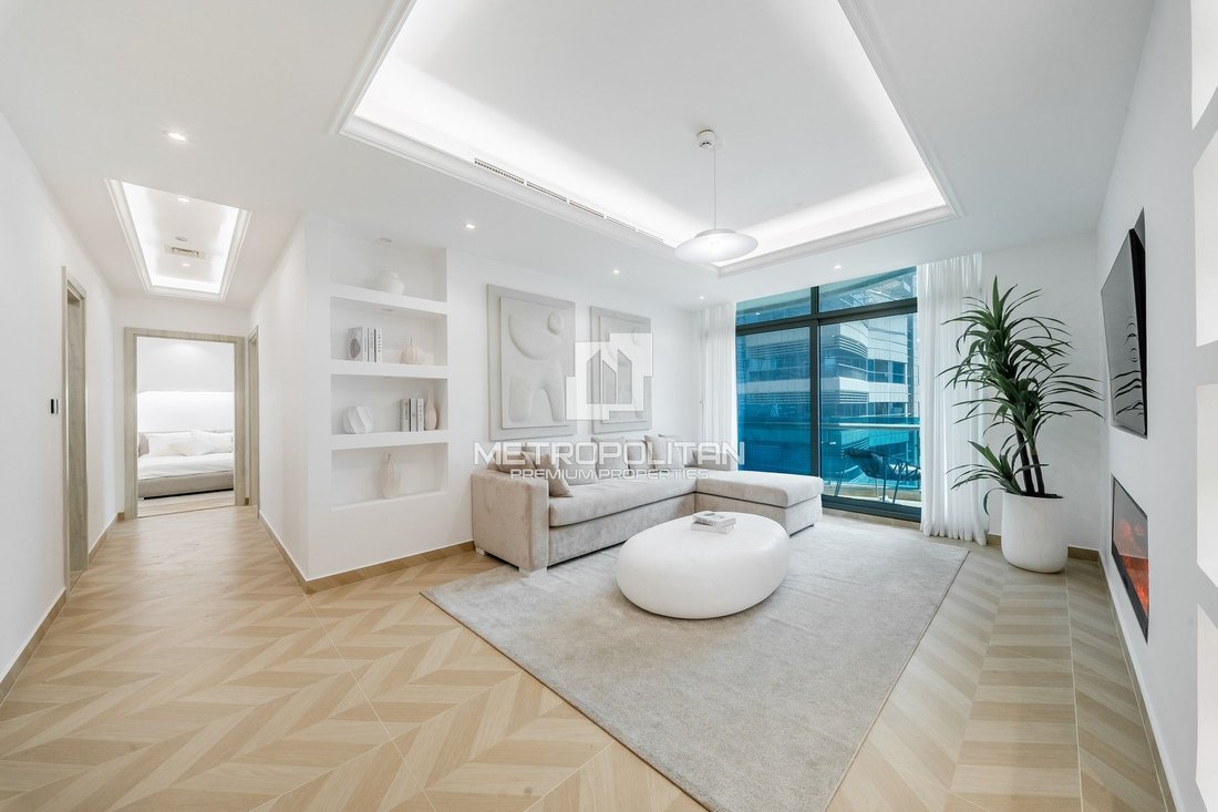 Apartment in Dubai Marina / Marsa Dubai, Dubai, United Arab Emirates 1 - 18904735