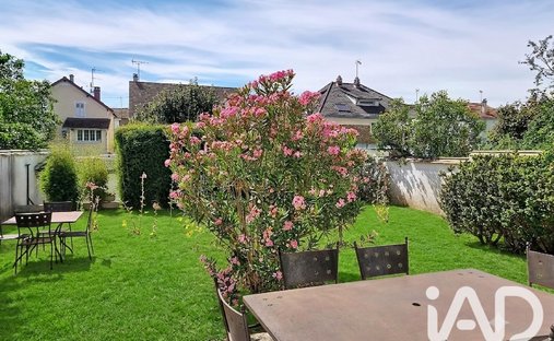 House in Faisanderie Bas-Gare, Villeneuve-le-Roi, France 1