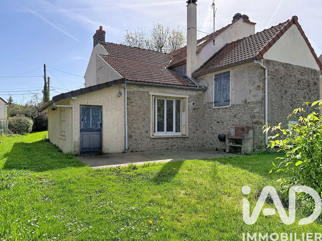 House in Montjoy Coins, Bures-sur-Yvette, France 1 - 17374974