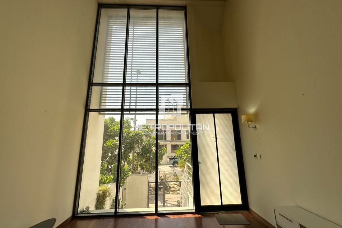 Townhouse in JVC / Jumeirah Village Circle, Dubai, United Arab Emirates 4 - 18616280