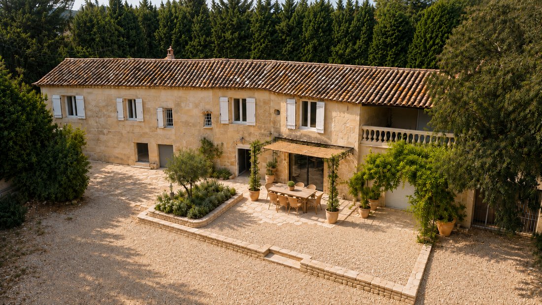 Villa in Montfrin, Occitania, France 1 - 18696412