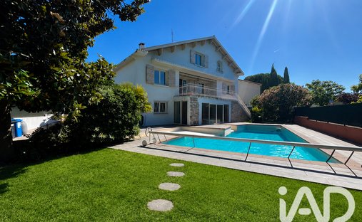 House in Belveze, L'Union, France 1