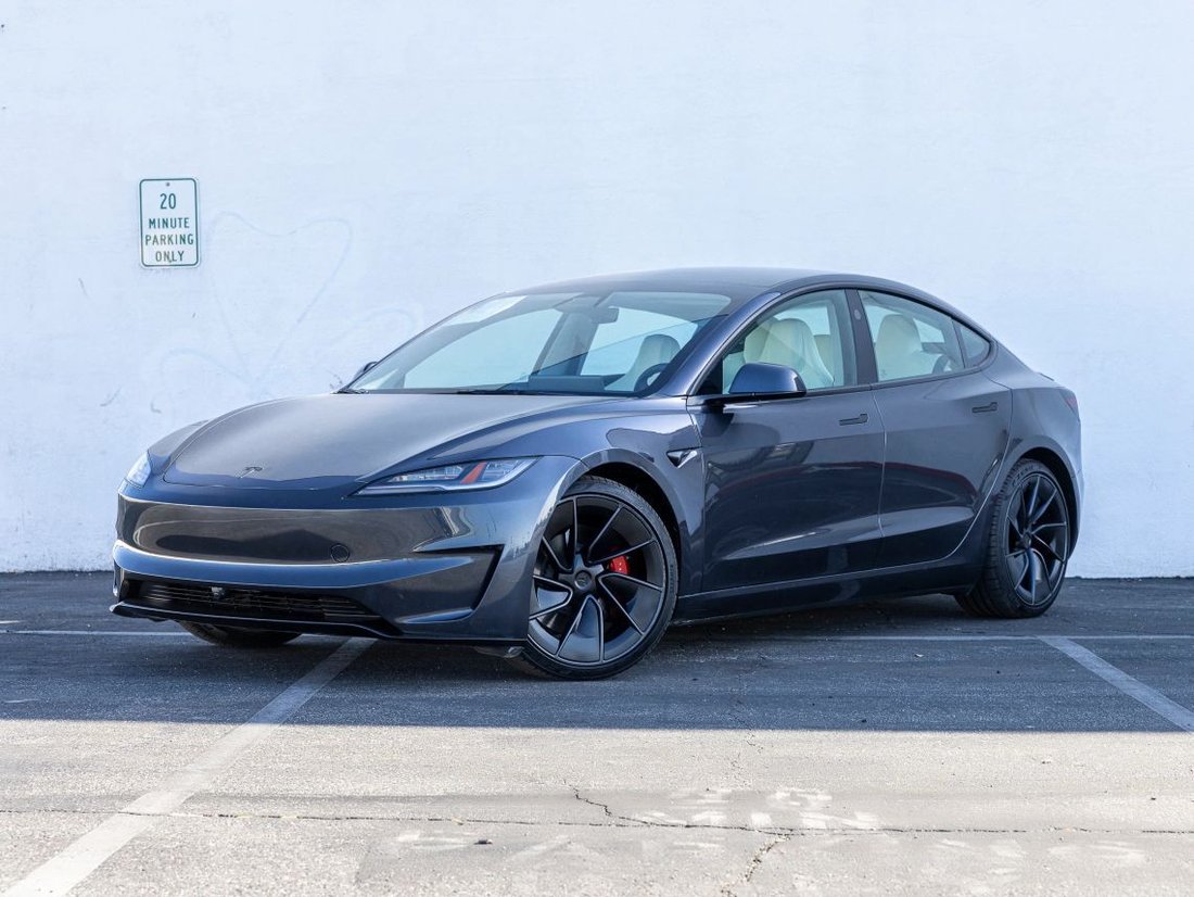 Sedan in Azusa, CA, United States 3 - 18818484