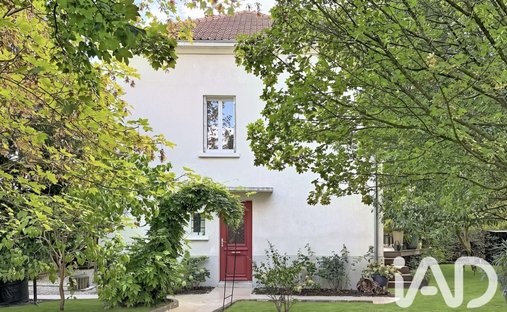 House in Fontenay-sous-Bois, Ile-de-France, France 1