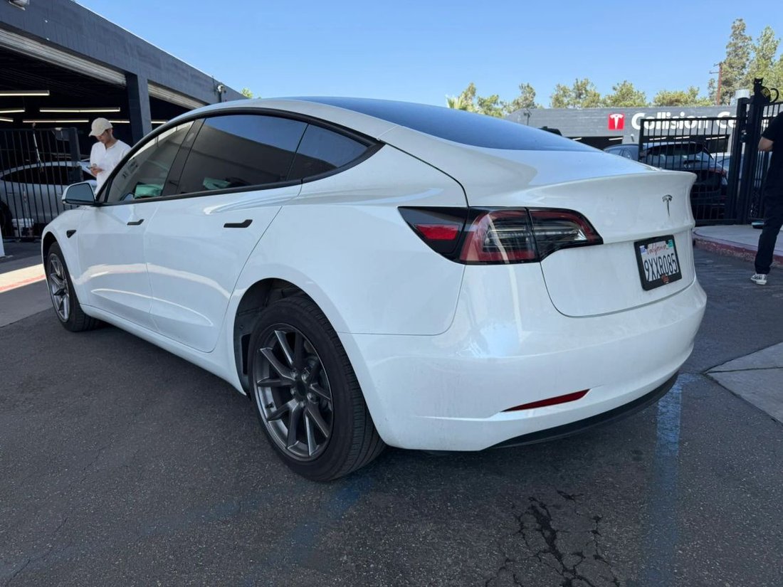 Sedan in Azusa, CA, United States 5 - 18904941