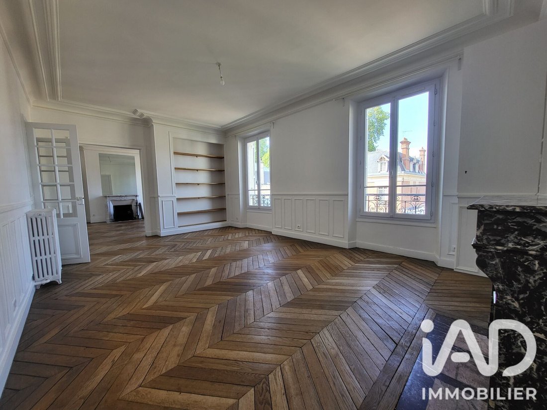Apartment in Centre Ville Ouest, Fontainebleau, France 1 - 18907547