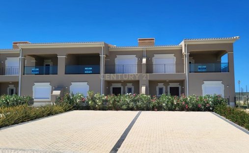 Villa in Sao Goncalo de Lagos, Algarve, Portugal 1