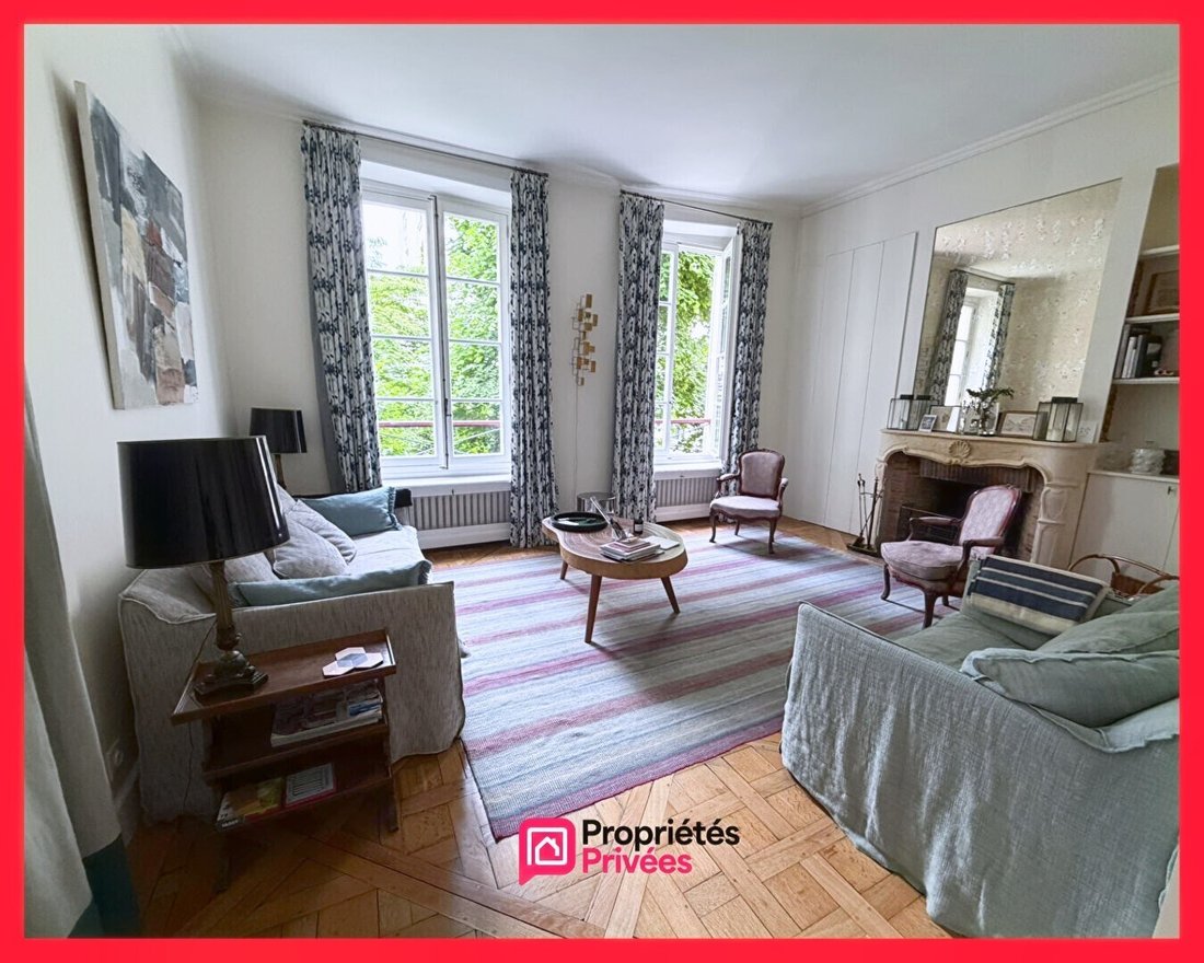 Apartment in Saint Thomas d'Aquin, Paris 7e Arrondissement, Paris 4 - 18115021