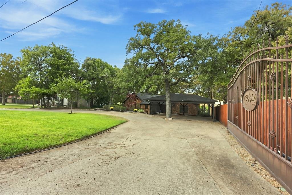 House in Azle, Texas, United States 2 - 18906597