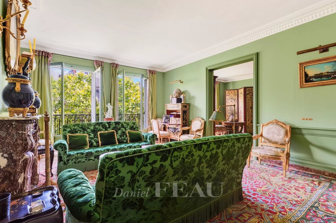 Apartment in Parc Monceau, Paris 8e Arrondissement, Paris 5 - 18920120