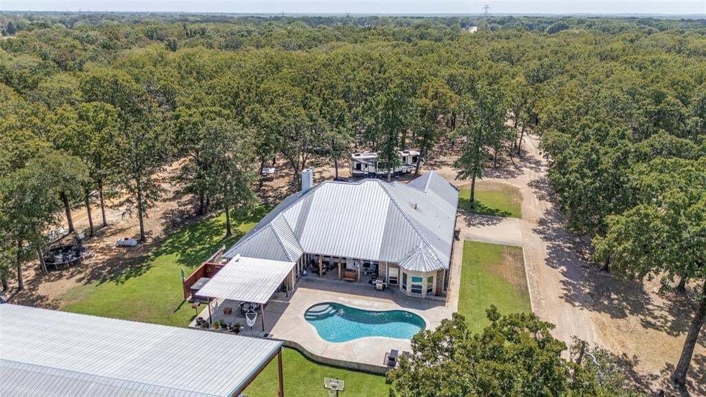 House in Tool, Texas, United States 4 - 18913252