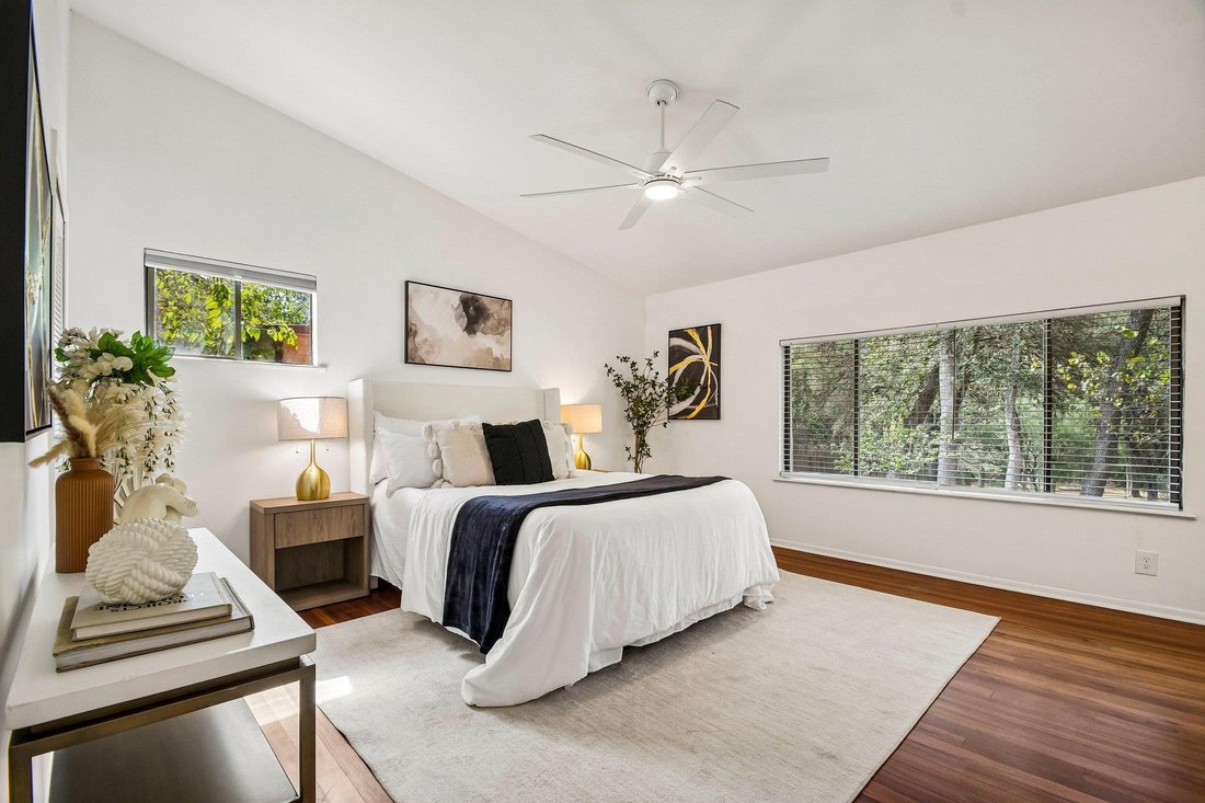 House in Austin, Texas, United States 5 - 18909373