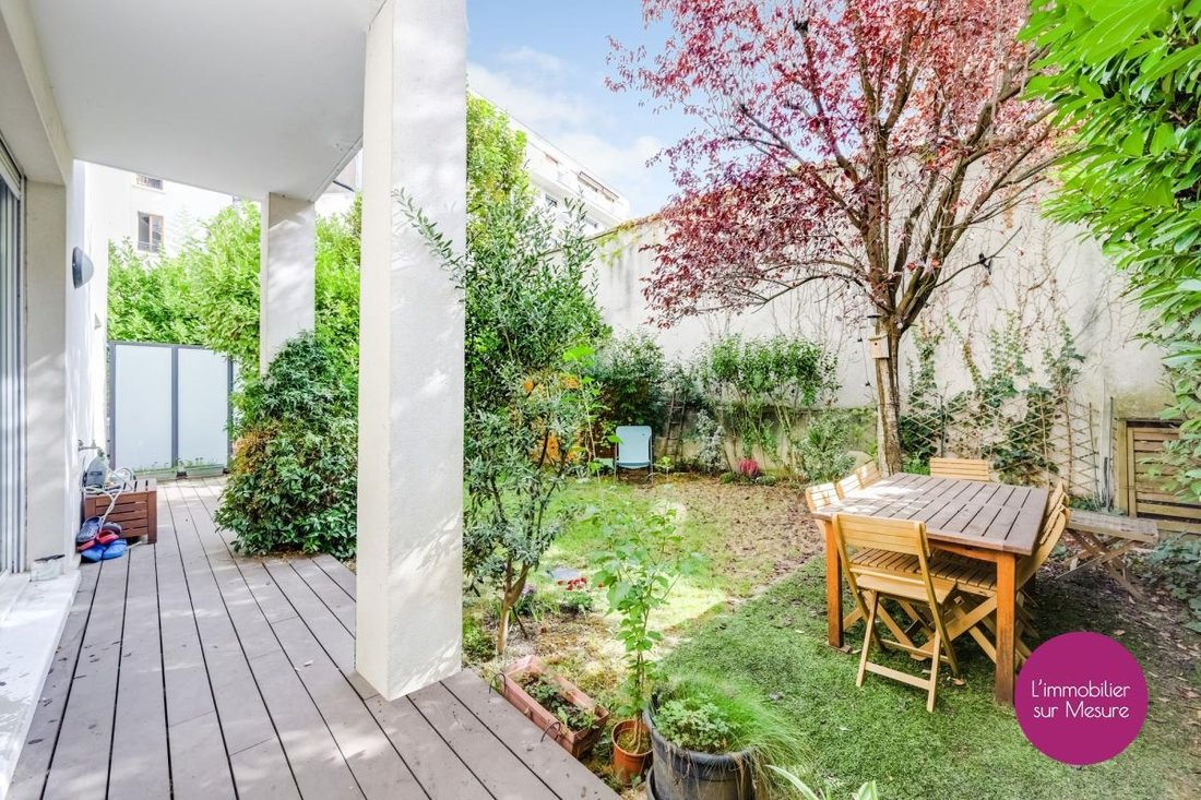 Apartment in Bas Belleville, Paris 19e Arrondissement, Paris 1 - 18911089