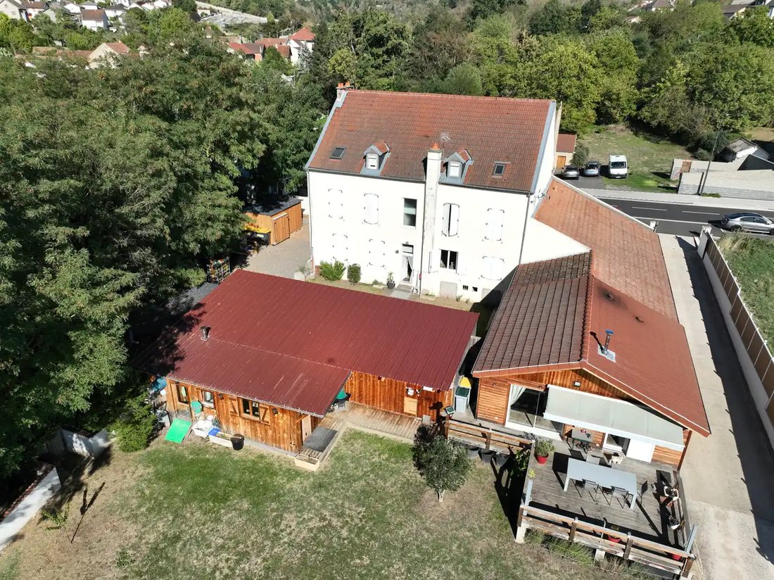 Saint-Yorre, Auvergne-Rhône-Alpes, France 2 - 18920331