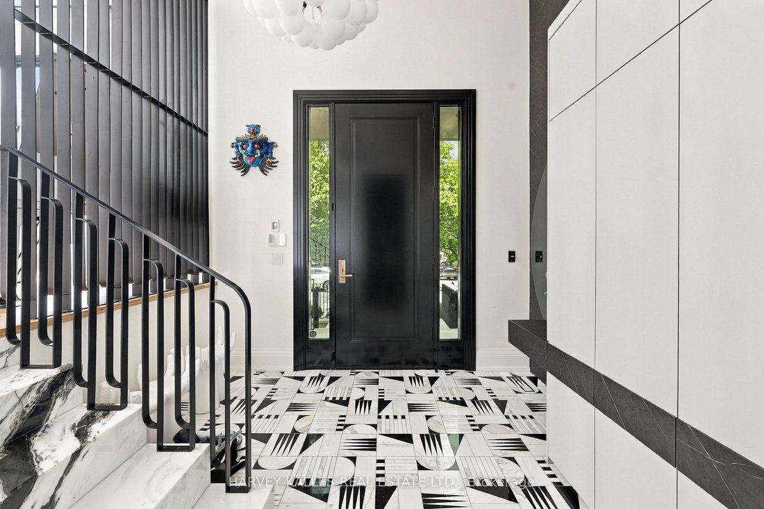 House in Toronto, Ontario, Canada 3 - 18912211