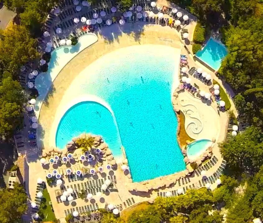 House in Grimaud, Provence-Alpes-Côte d'Azur, France 1 - 16309867