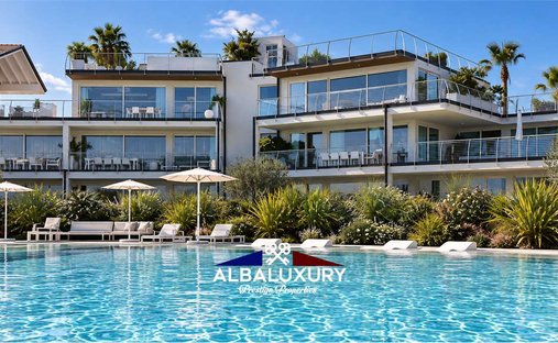 Apartment in Hill Zone, Padenghe sul Garda, Lombardy 1