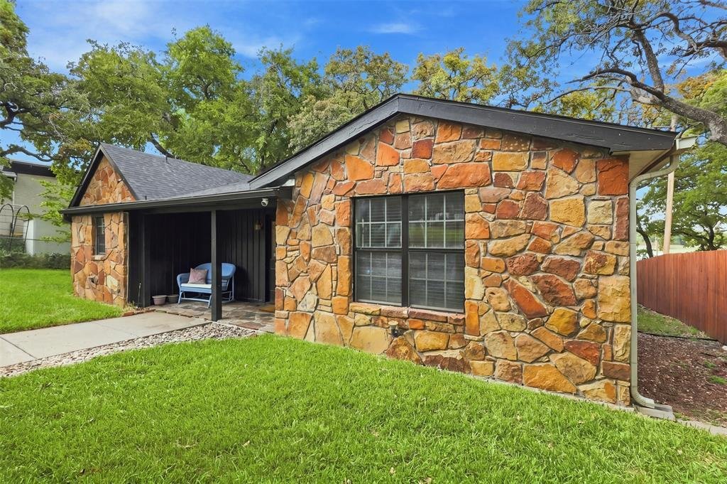 House in Azle, Texas, United States 5 - 18906597