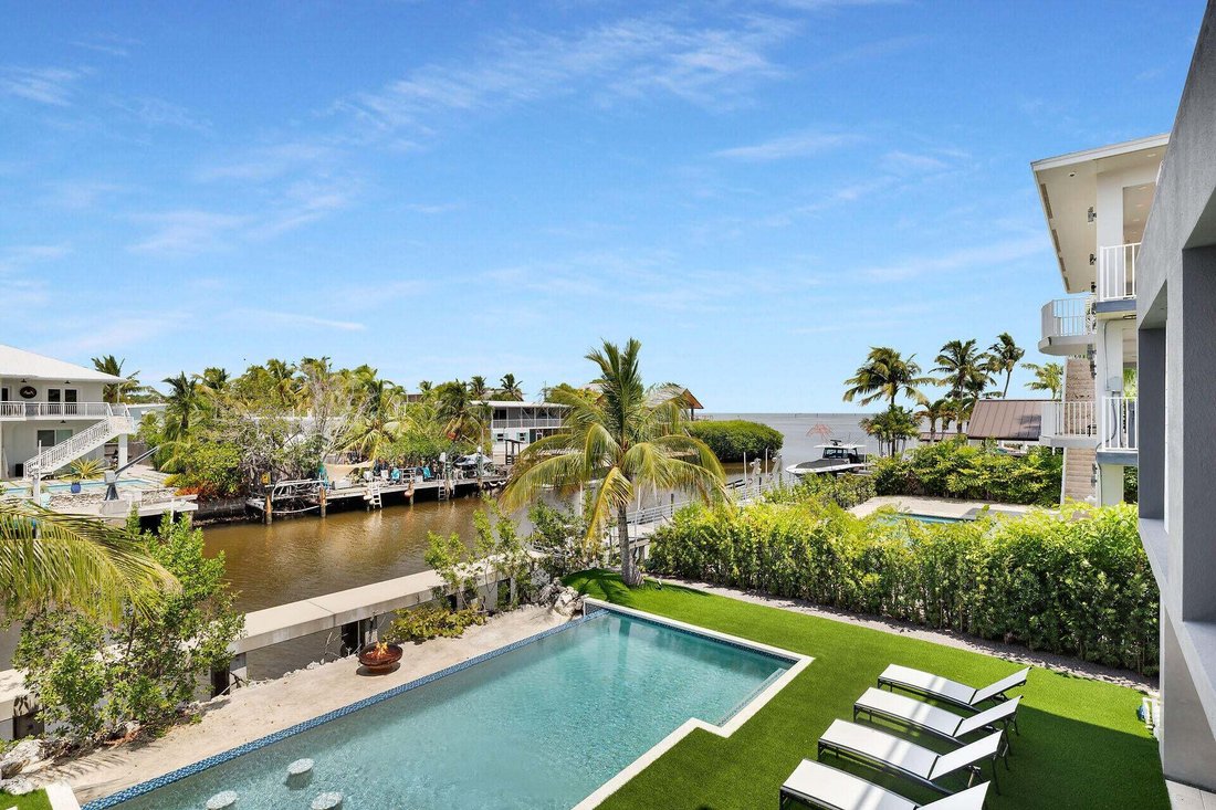House in Key Colony Beach, Florida, United States 5 - 18905421