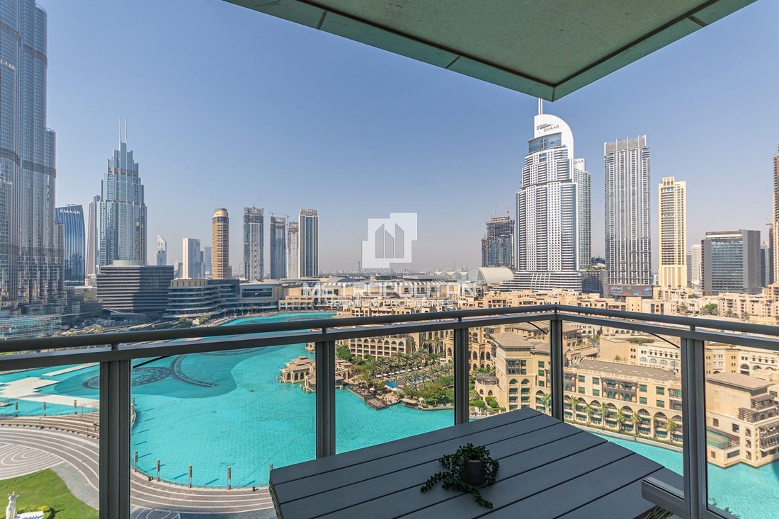 Apartment in Burj Khalifa Lake, Downtown Dubai, Dubai 1 - 18916170