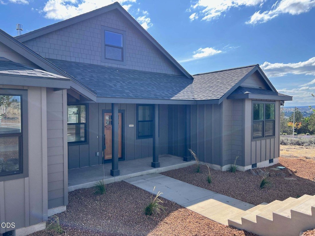 House in Madras, Oregon, United States 1 - 18078713
