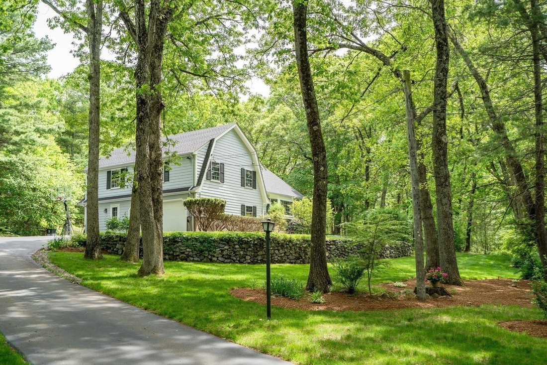 House in Wayland, Massachusetts, United States 3 - 18594390
