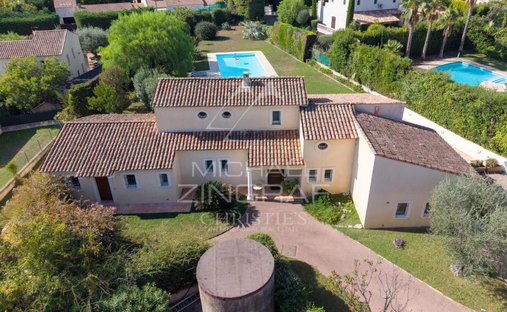 House in Antibes, Provence-Alpes-Côte d'Azur, France 1