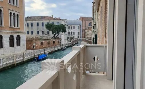 Apartment in Castello, Venice, Italy 1