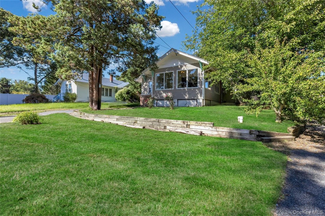 House in Lake Ronkonkoma, New York, United States 5 - 18917490