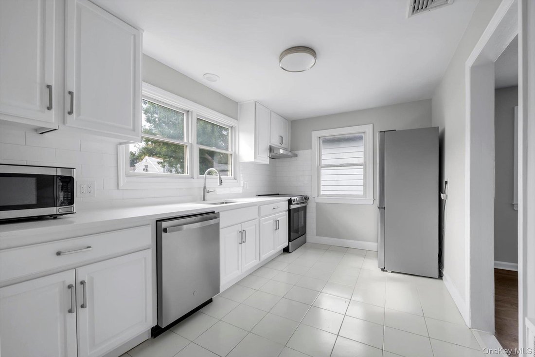 Port Washington, New York, United States 4 - 18917480