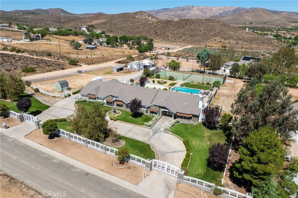 House in Acton, California, United States 1 - 18912365
