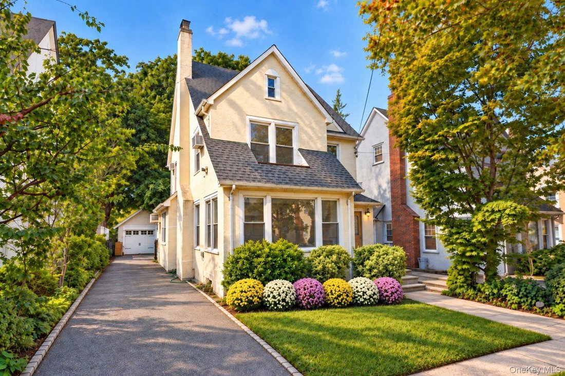House in Great Neck, New York, United States 2 - 18912923
