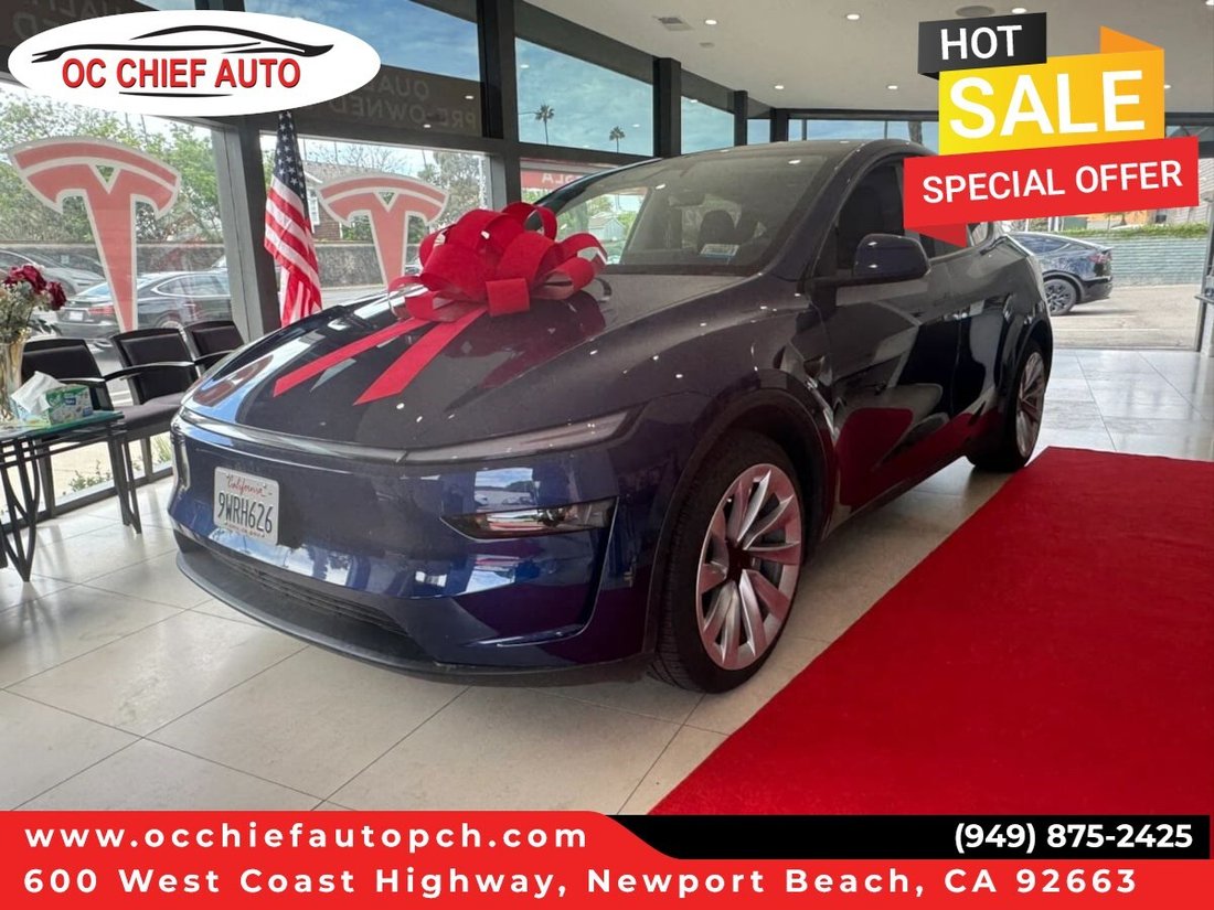 Suv in Newport Beach, CA, United States 1 - 18802649