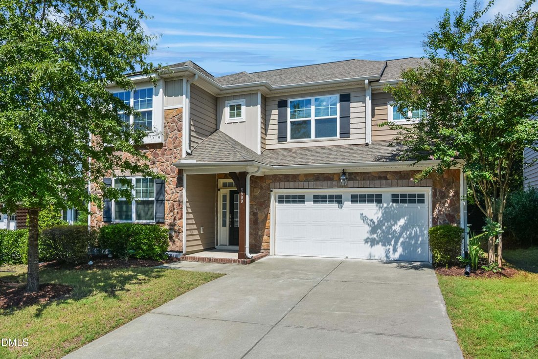 House in Cary, North Carolina, United States 2 - 18909719