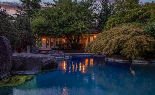 House in Lake Oswego, Oregon, United States 1