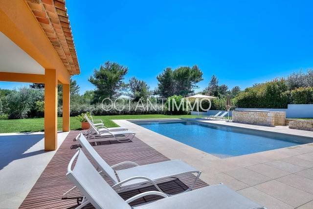 Villa a Bois Fleuri-Chevre d'Or-Saint Philippe, Biot, Francia 3 - 18456782