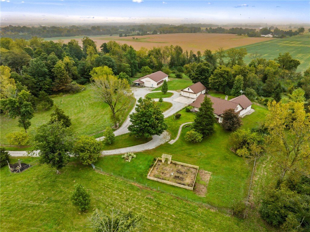 Farm Ranch in Brookville, Ohio, United States 2 - 18909942